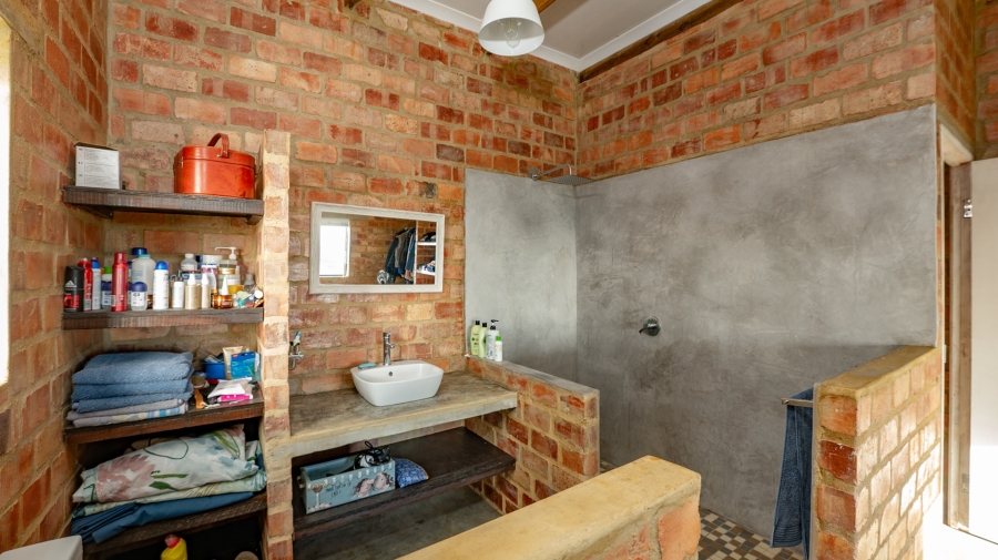 2 Bedroom Property for Sale in Struisbaai Western Cape